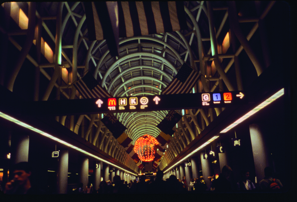 Martha Rosler, "In the Place of the Public: Airport Series
(1983-present)," O’hare Concourse, 1993; courtesy the artist